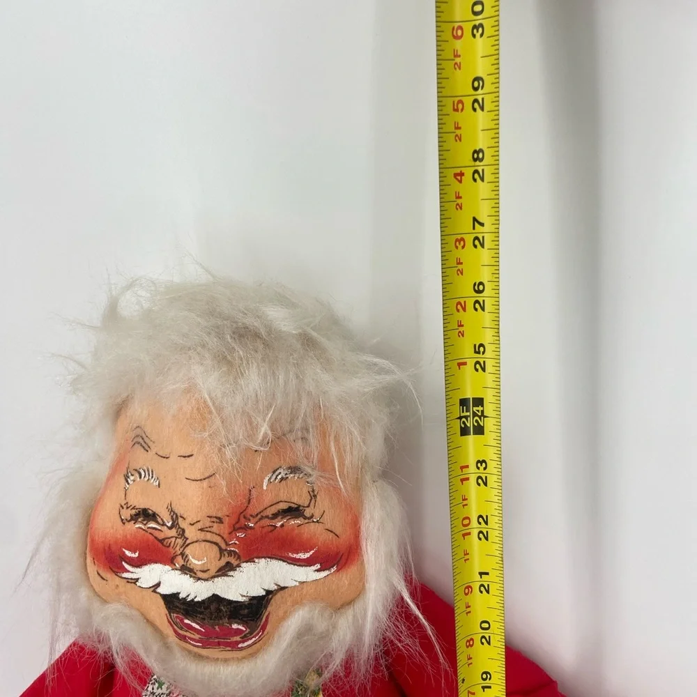 Vintage Annalee Santa Christmas Mobilitte Doll 1971 can hold basket wears a vest